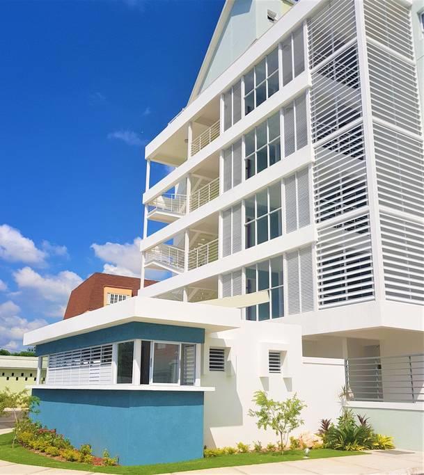 The Brompton'S Luxury Apartment Kingston Exterior photo